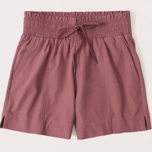 Dusk red abercrombie short